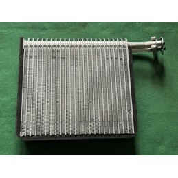 výparník klimatizace Jeep...